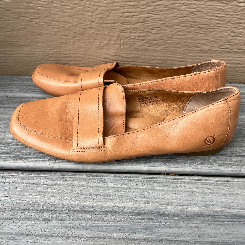 Born Khele Women's Size 11 M Leather Slip On  Loafers Tan Comfort Shoes